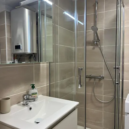 Renove 4 Pers - Proche *